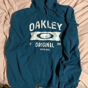 Oakley hoodie